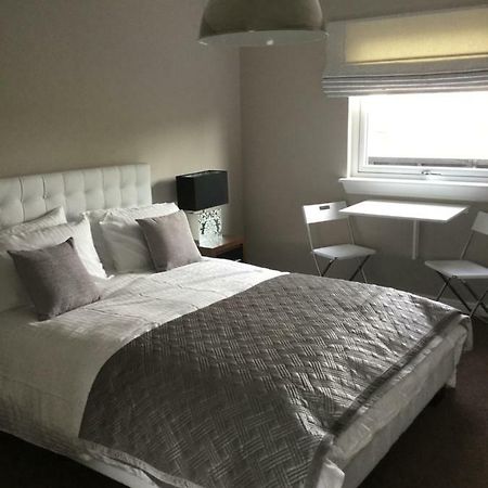 Riggend Farm Stable Villa Airdrie Bagian luar foto